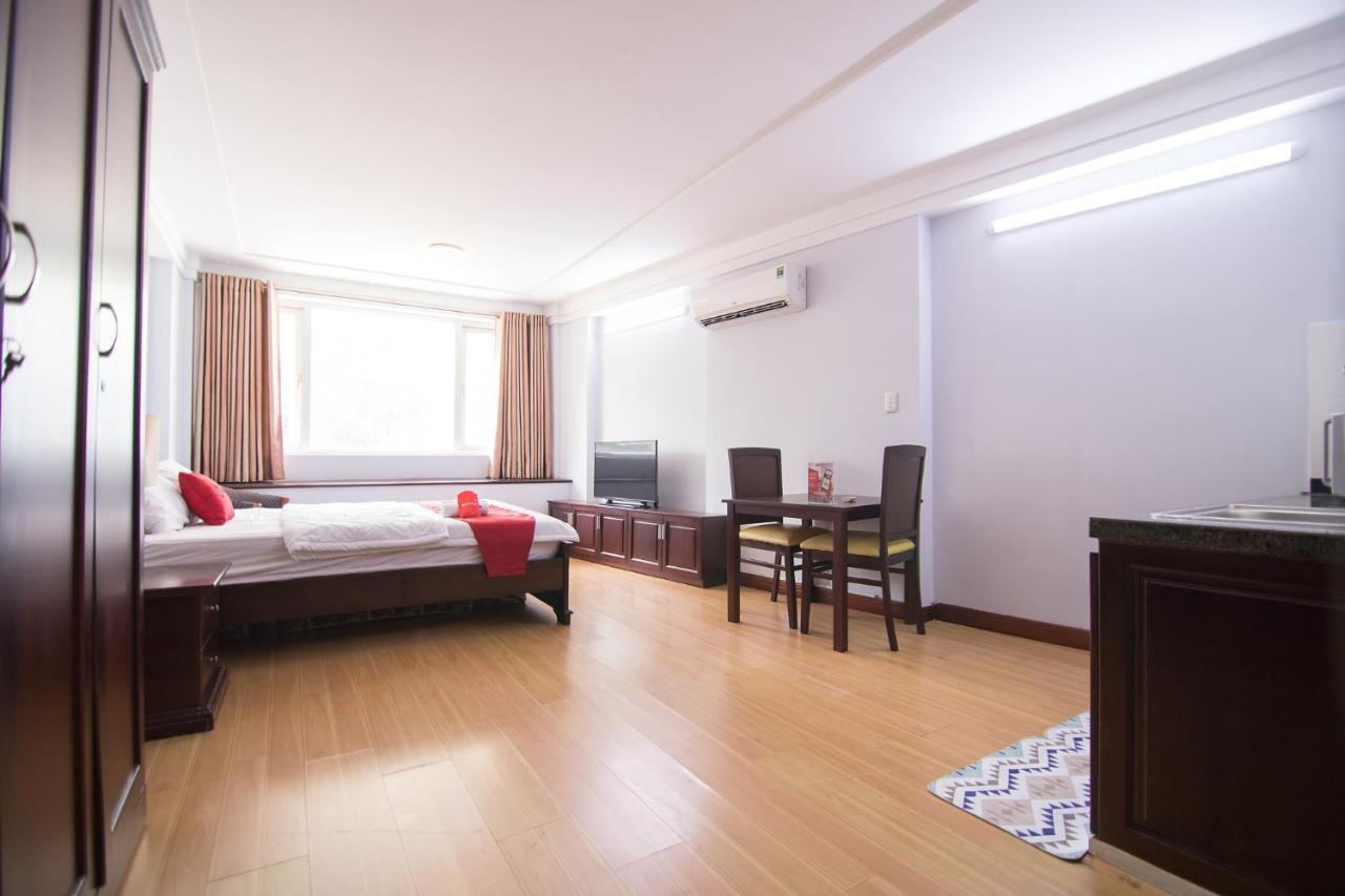 เรดดอร์ซ เนียร์ ฮวาลู สเตเดียม Hotel โฮจิมินห์ซิตี้ ภายนอก รูปภาพ